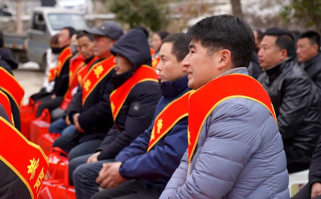 【新春走基層】碾壩鎮(zhèn)舉行2024年先進(jìn)典型表彰活動(dòng)暨康晟菽豆制品加工廠開(kāi)業(yè)儀式:絲網(wǎng)制品廠
